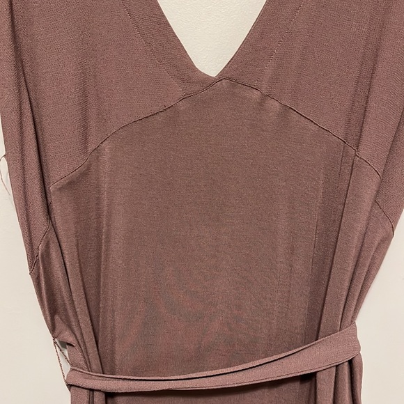 Dress - Picture 4 of 5